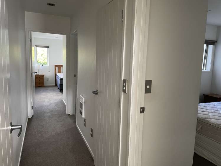 2d Lytton Street Victoria_7