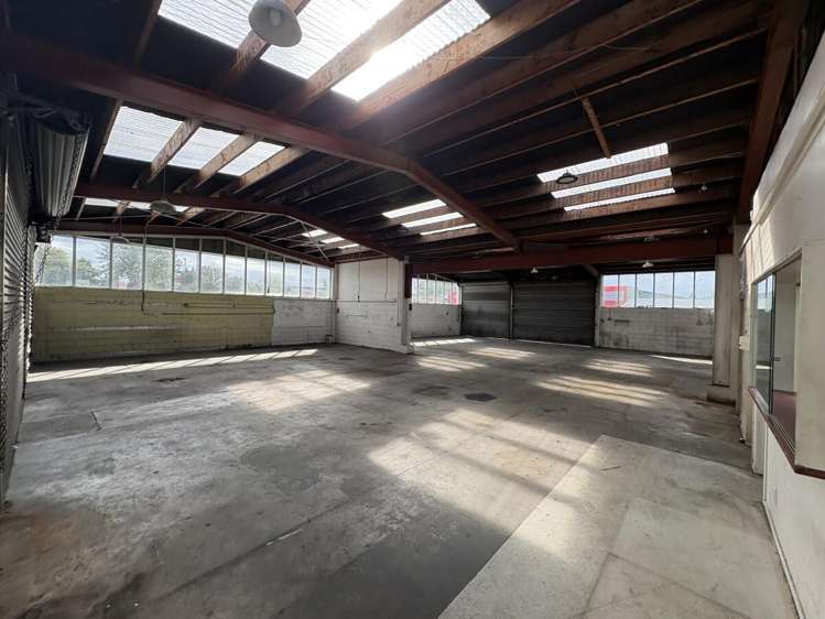 Part 271 Clyde Street Hamilton East_2