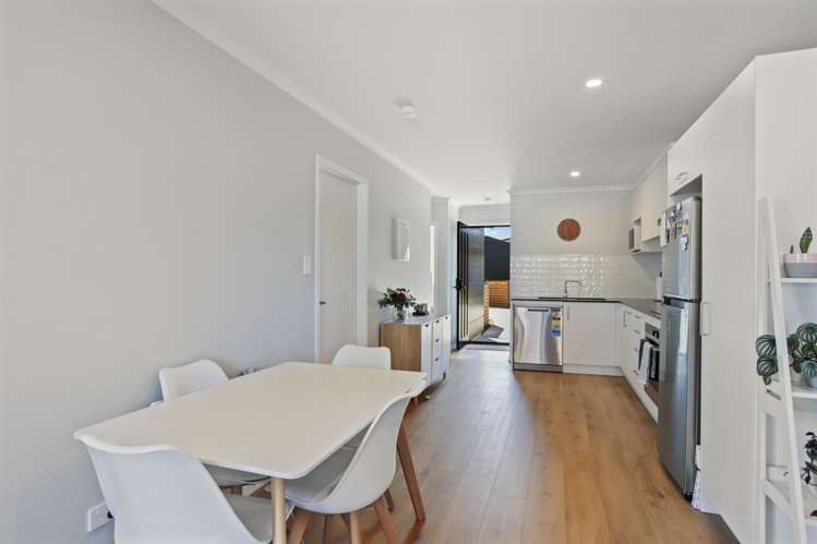 8 Honowai Street Kumeu_7