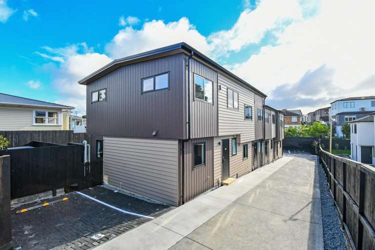 16 Geneva Place Blockhouse Bay_21