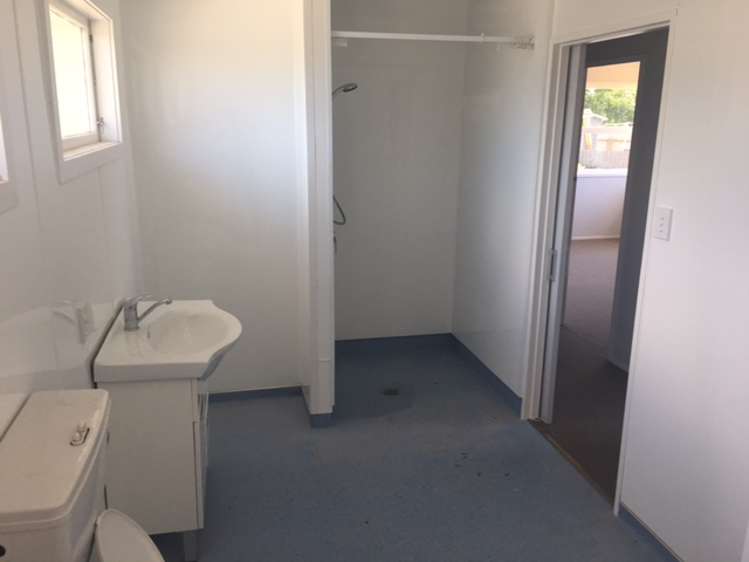 105 Dundee Drive 10480_5