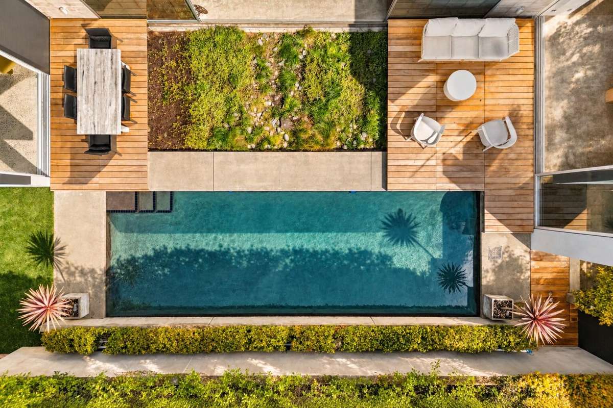 5 Pember Reeves Street_4