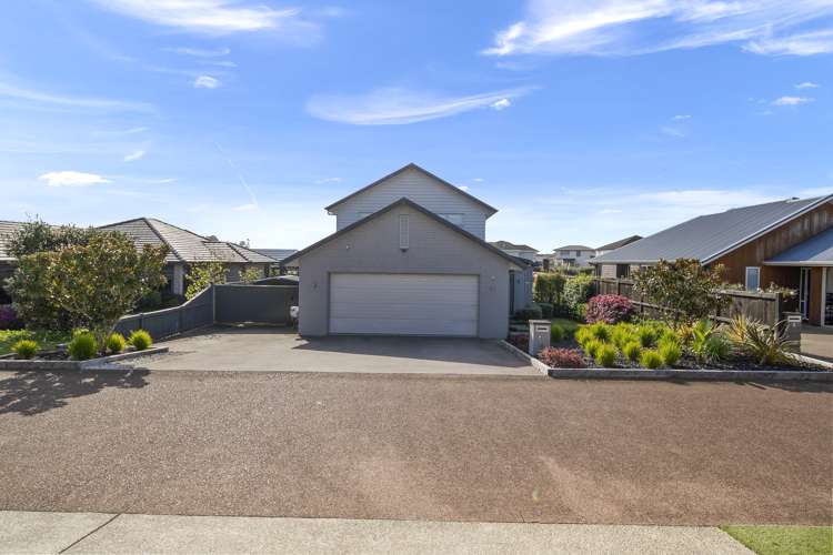 6 Giarni Place Karaka_24