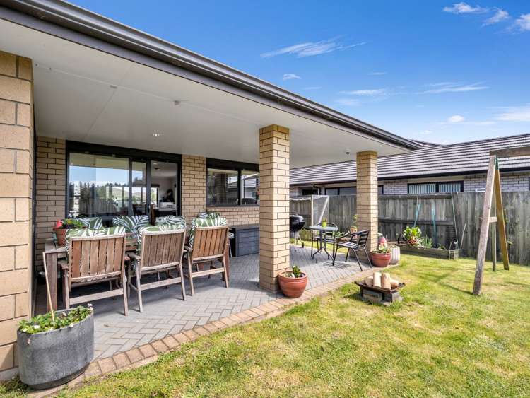 15 Carroll Place Owhata_19
