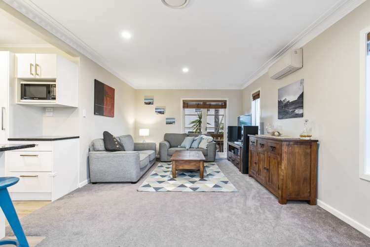230b Te Atatu Road Te Atatu South_7