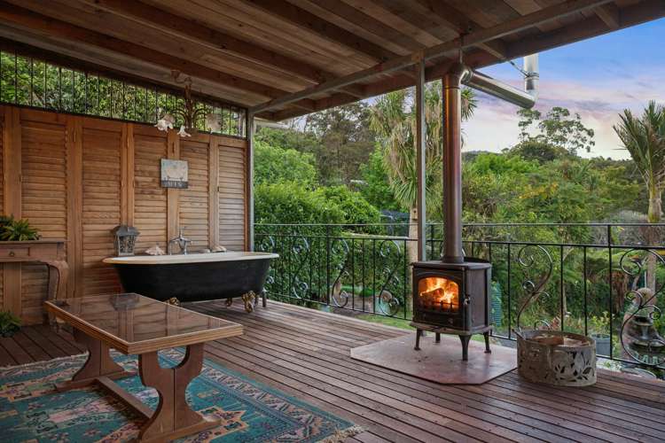 10 Rauhuia Crescent Parau_2