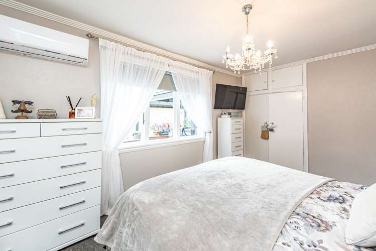 31 Brassey Road Saint Johns Hill_13