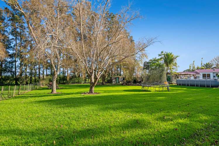 2312 State Highway 16 Helensville_21