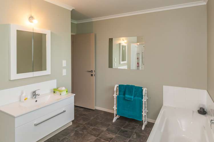 783 State Highway 1 Himatangi_7