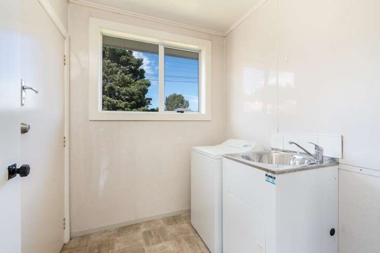 12 Burgess Street Green Island_16