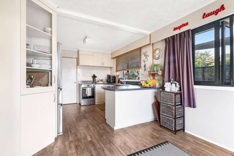 1 Bata Place Pomare_6