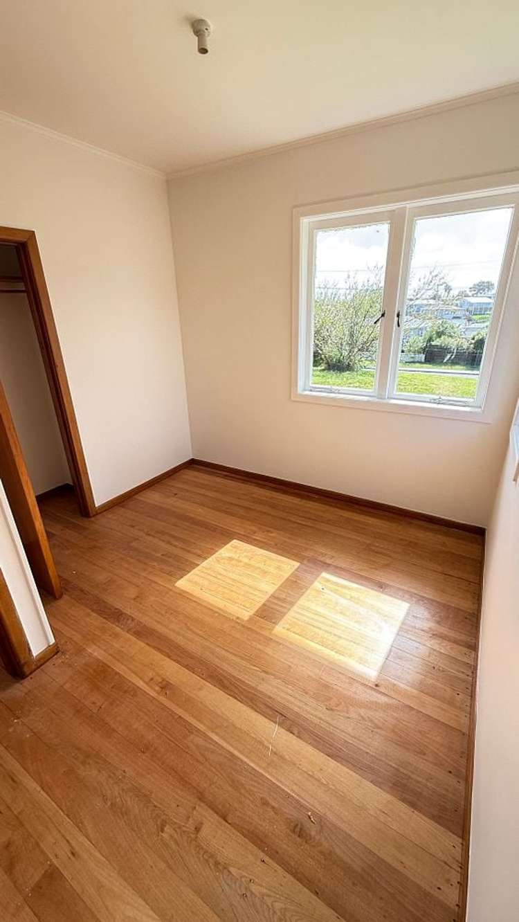 30 Amberley Avenue Te Atatu South_17