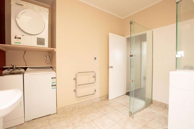 1/392a Anglesea Street Hamilton Central_7