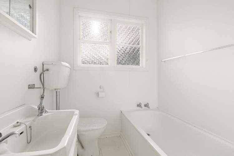 86 Jubilee Road Khandallah_19