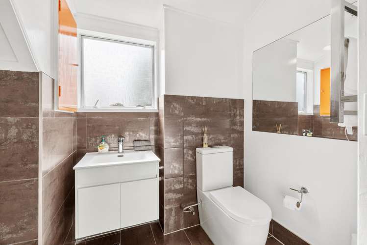 12/100 Lake Road Koutu_6