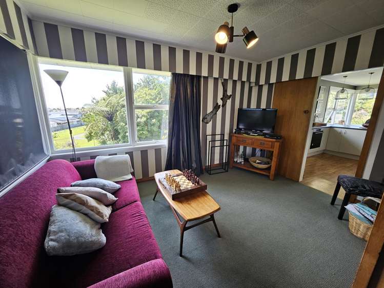 56 Joyce Crescent Greymouth_3