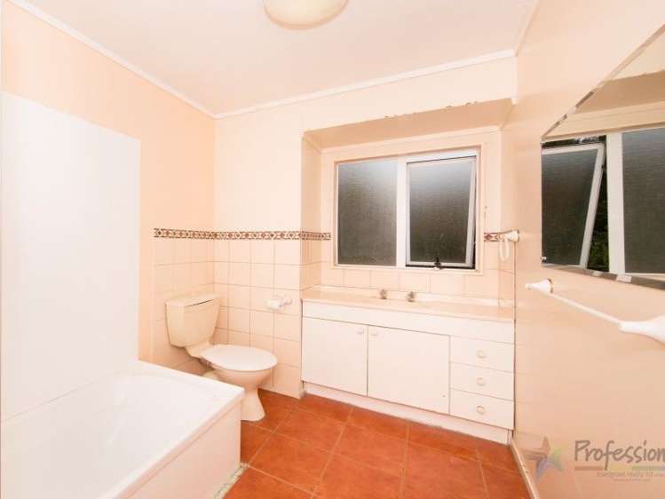 1/10 Lyell Court Clover Park_5