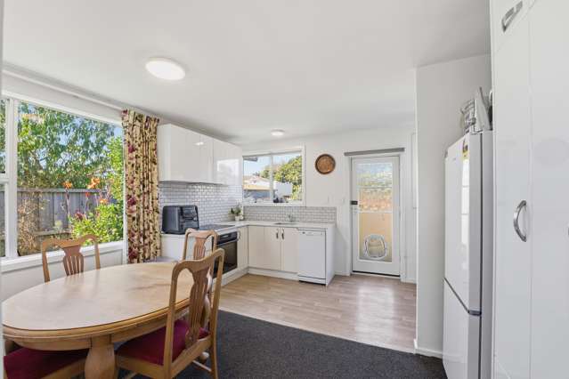 2/54B Dallington Terrace Dallington_3