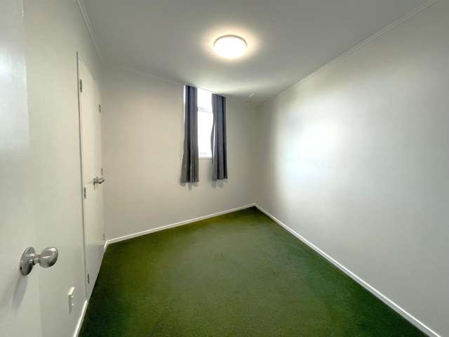 48A (Upstairs) Cleveland Street 1259_3