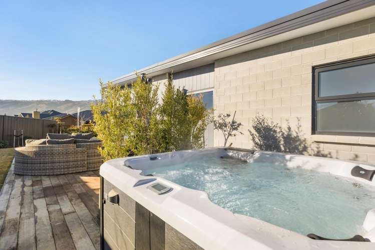 1 Smitham Drive Cromwell_18