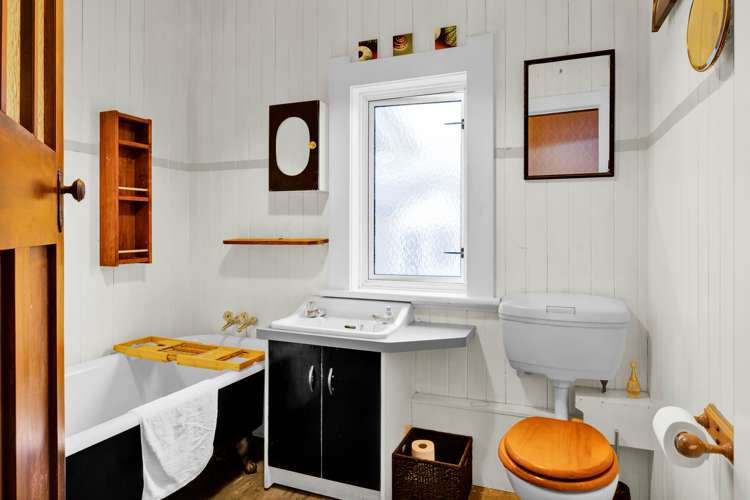 8 Lincoln Street Patea_15