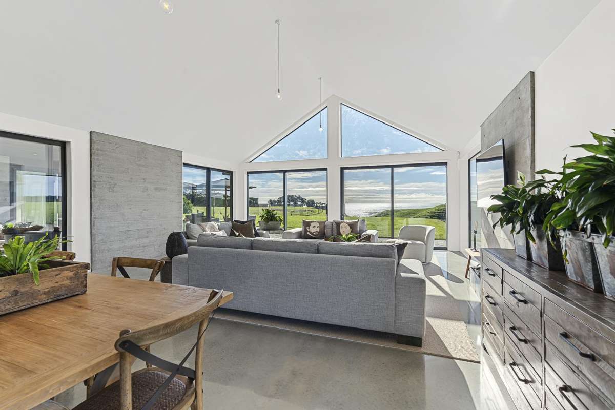 438a Lower Pitone Road_5