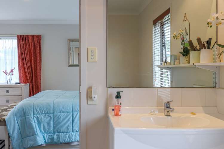 15 Bunyan Road Coastlands_11