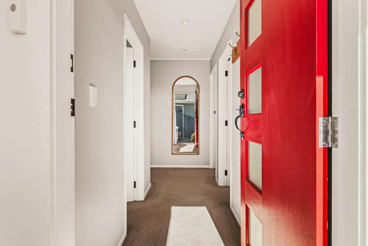 16 Foster Terrace Onekawa_3