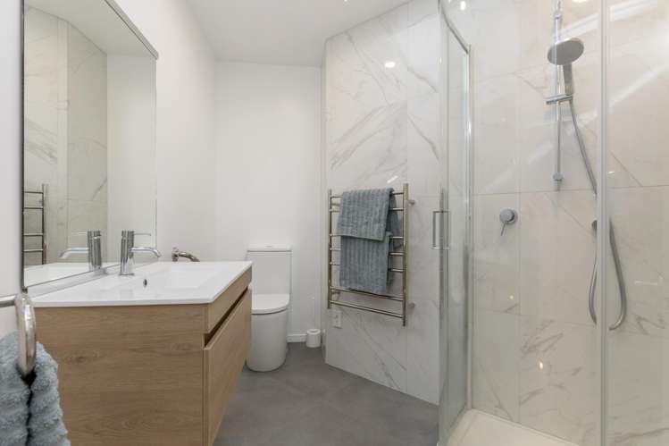 2/50 Logan Avenue Wharewaka_18