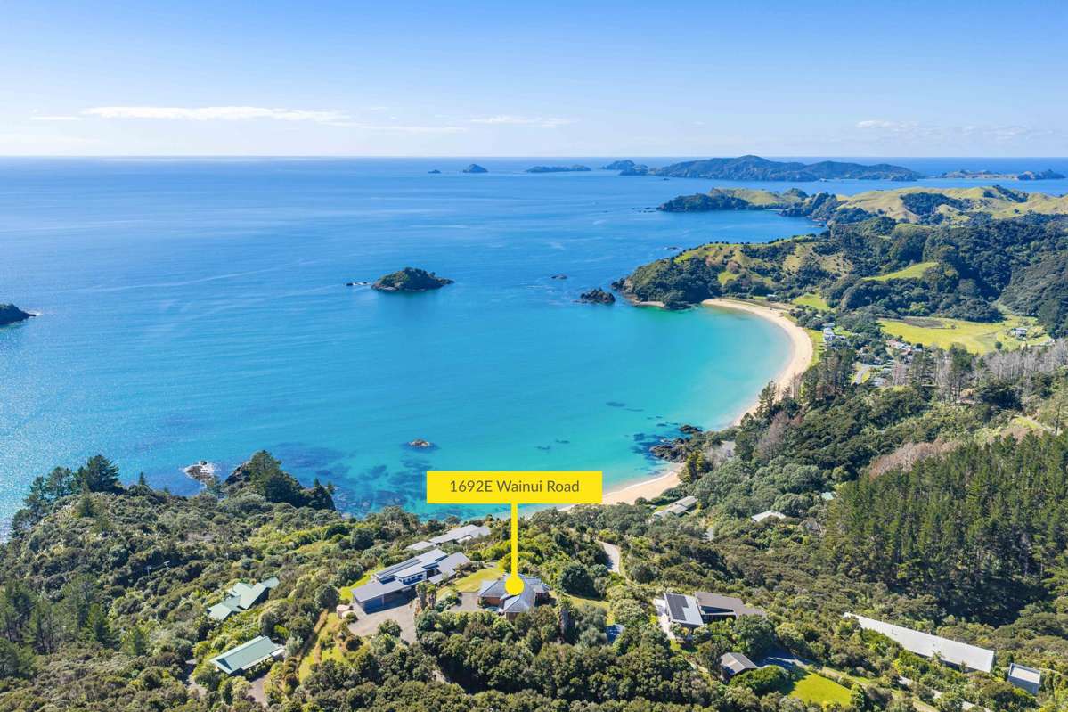 1692E Wainui Road_0