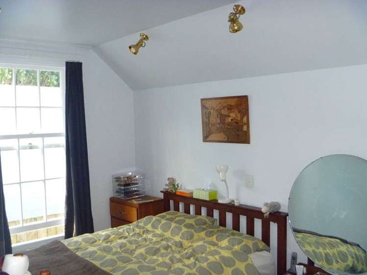 8b Somerset Avenue Newtown_3