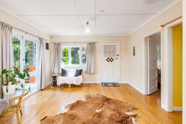 56 Atkinson Road Titirangi_12