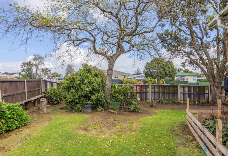 18 Staverton Crescent Mangere_4