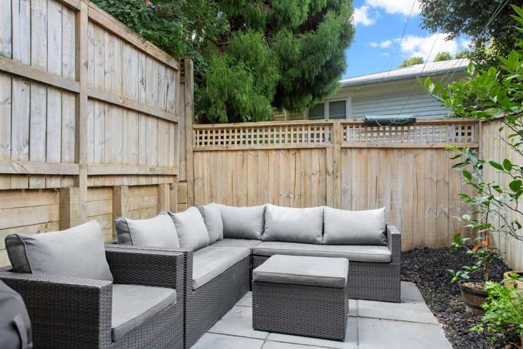 4/94 Glengarry Road Glen Eden_9