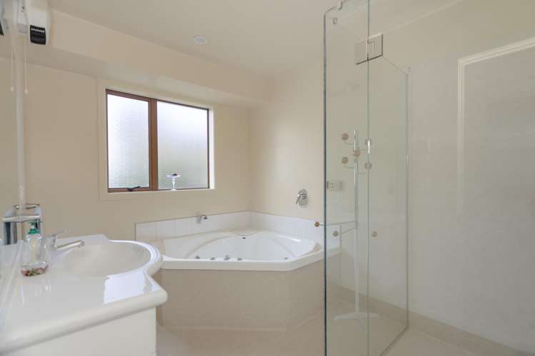 33 Essex Street Weston_22