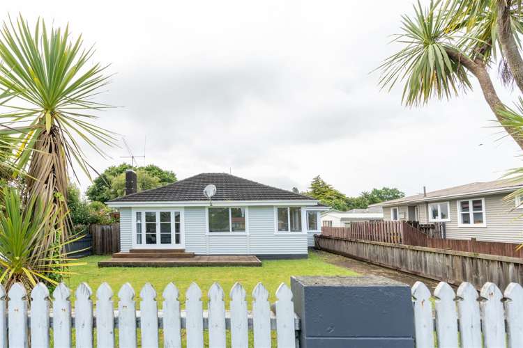 6 Tomin Road Glenview_2