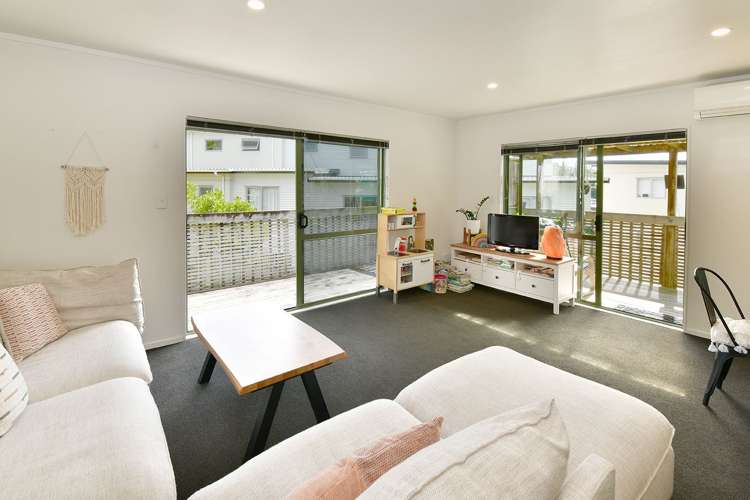 3/596 Whangaparaoa Road Stanmore Bay_5