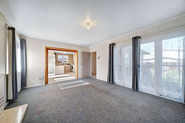 3 Cobham Crescent Kelston_10