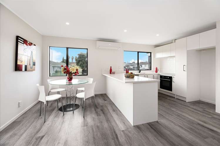 2/24 Bernina Place Manurewa_5