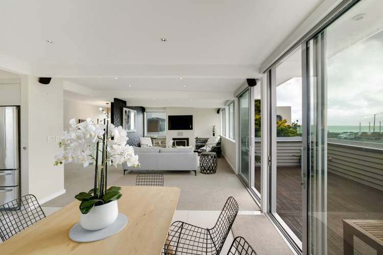 2 Buick Street Petone_14