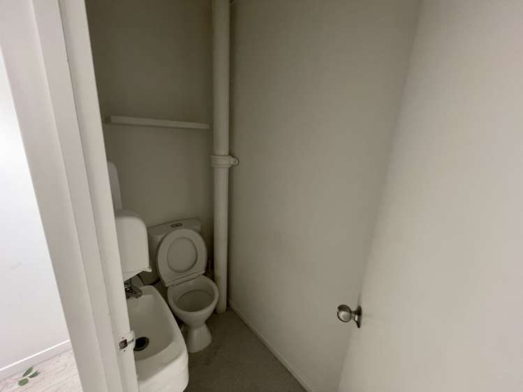 42 - 44 Hurstmere Road Takapuna_6