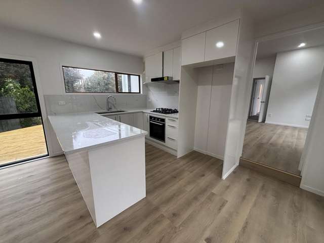 74 Priestley Drive Bucklands Beach_1