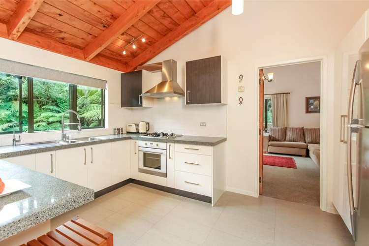 366a Huia Road Titirangi_12