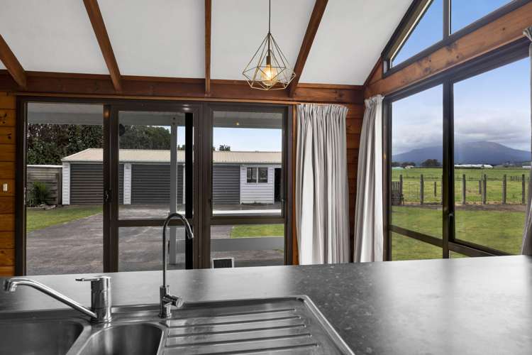 369 Patiki Road Pihama_6