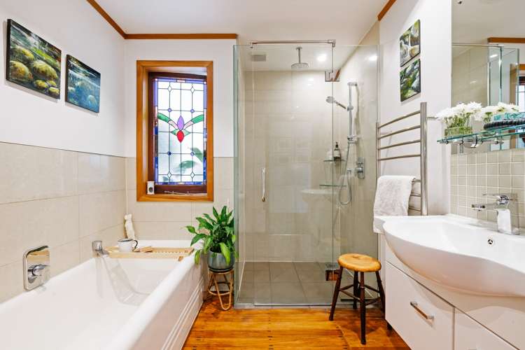 2 Murray Street Leamington_24