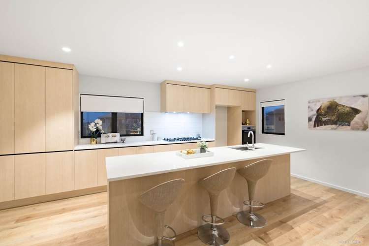 109 Bordeaux Parade Te Atatu South_12