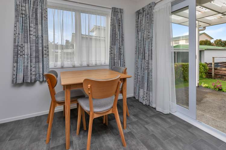 21 Camellia Avenue Ruakaka_9