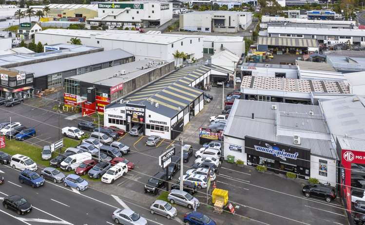 124 Wairau Road Wairau Valley_0