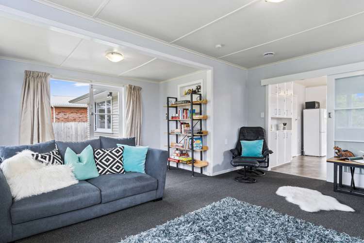 54a Henderson Crescent Parkvale_8