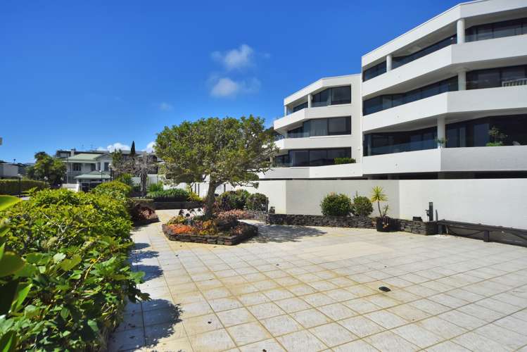 1/66 Hamilton Road Herne Bay_24